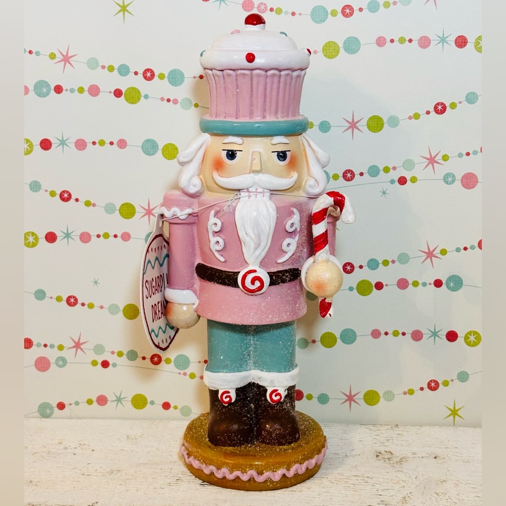 Sugarplum‎ Dreams Pink Christmas Nutcracker Figurine Candy Cane & Cupcake NEW